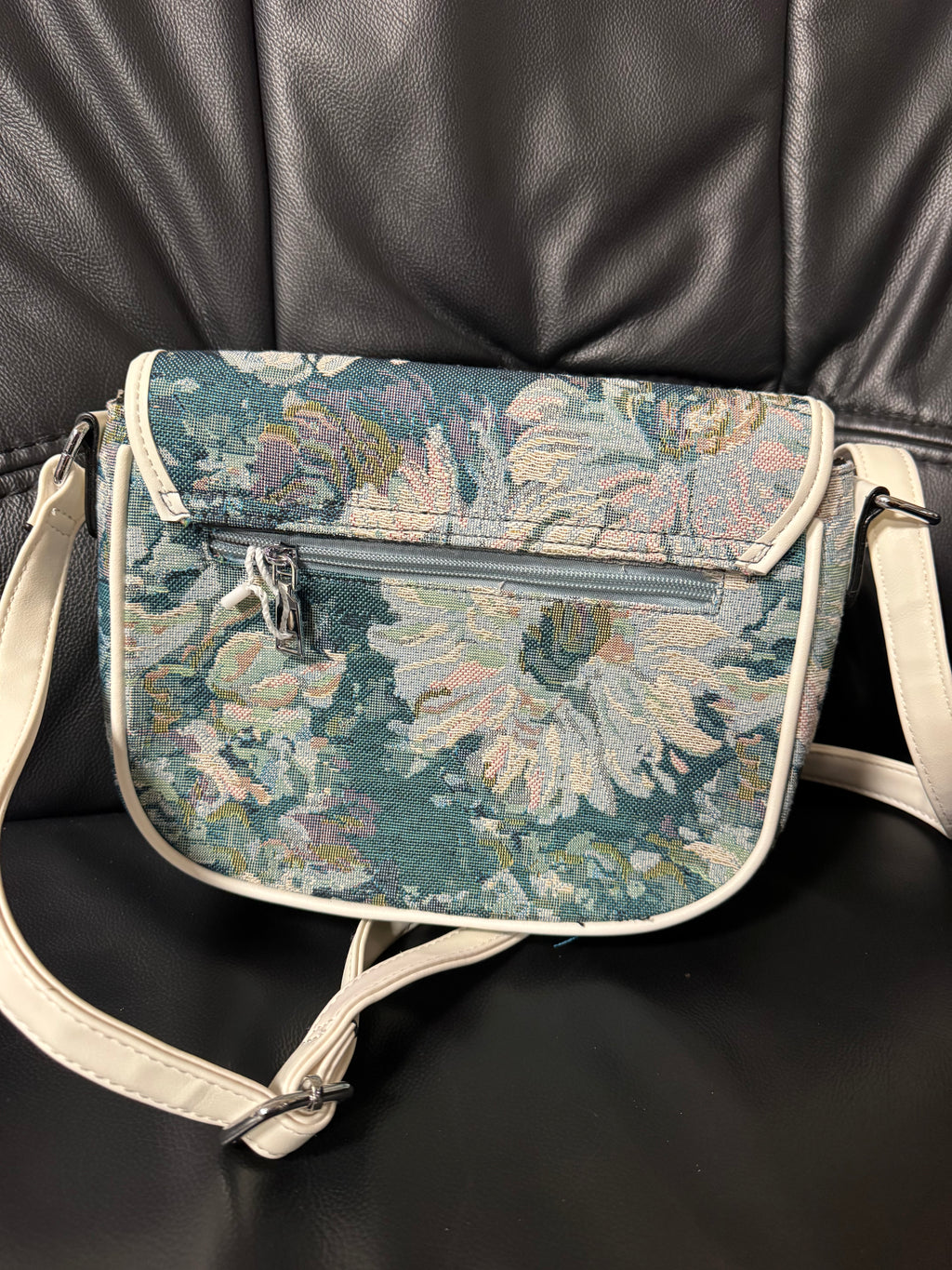 Virág mintás táska