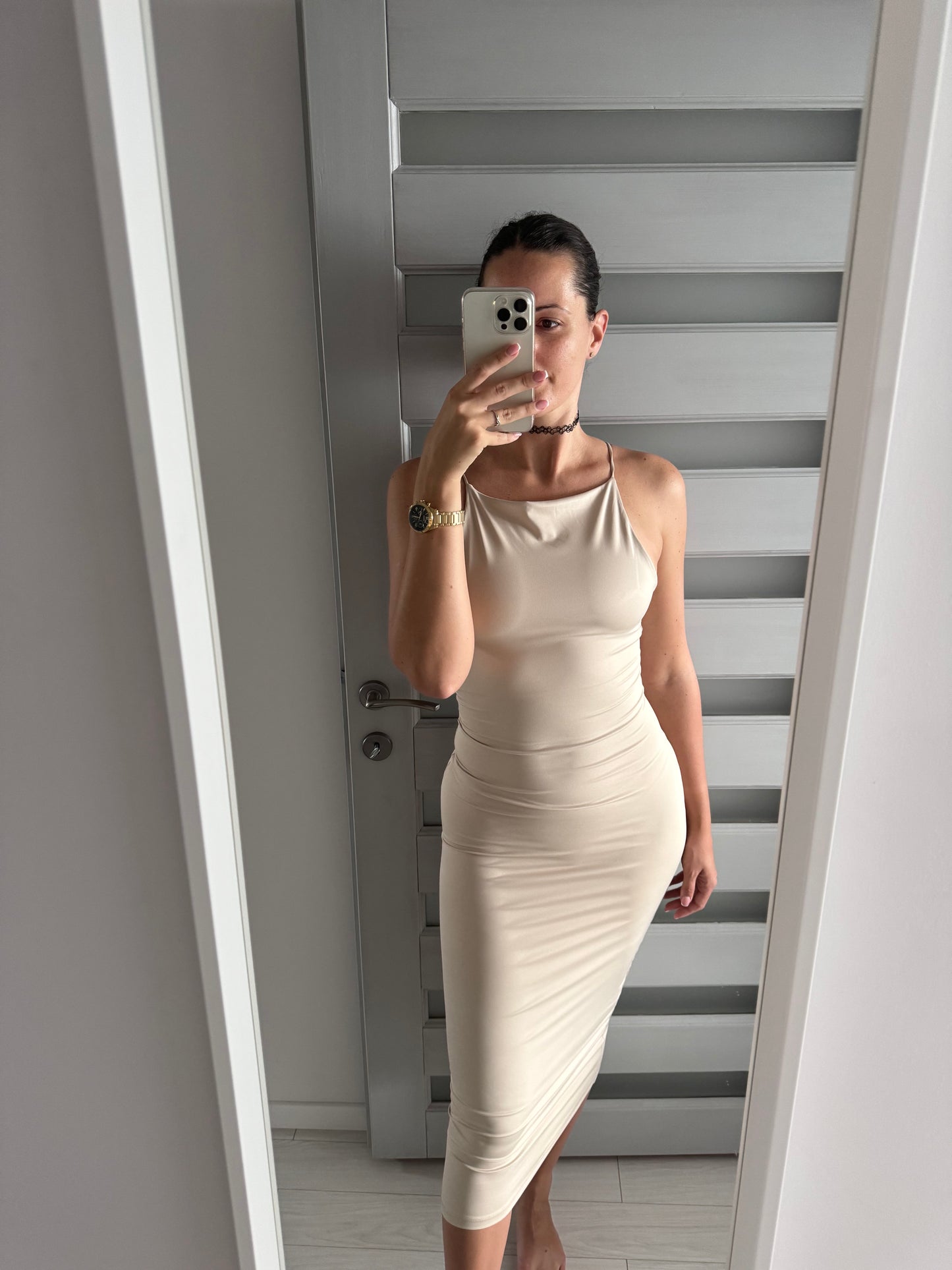 Elizabeth’ bodycon ruha - több színben