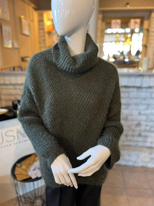 Zöld kötött pulóver